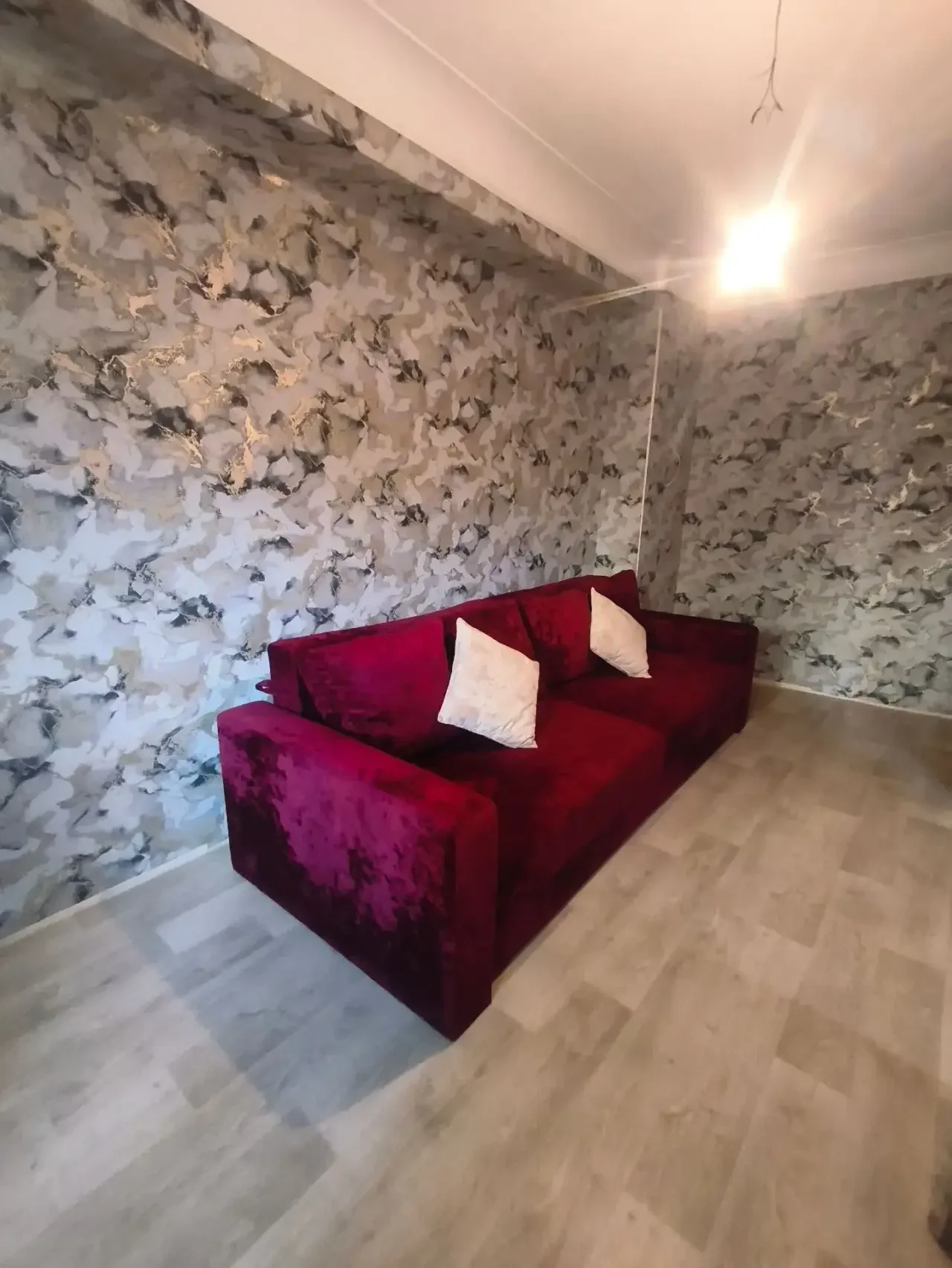 2-комнатная квартира, 56 м², ул. Карла Маркса, Ленинский, Луганск — фото объявления Луганск