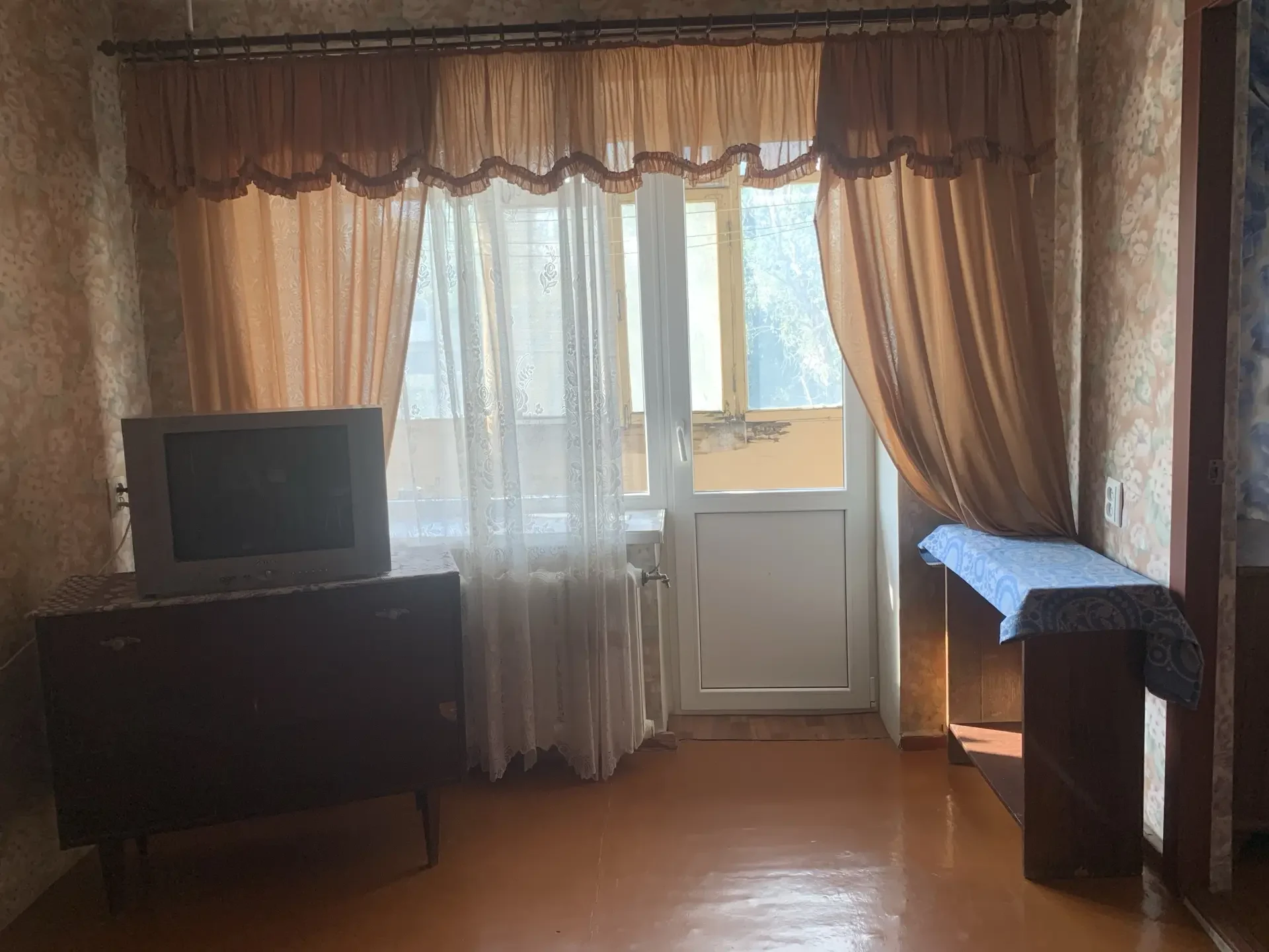2-комнатная квартира, 42,97 м², ул. Советская, Луганск — фото объявления Луганск