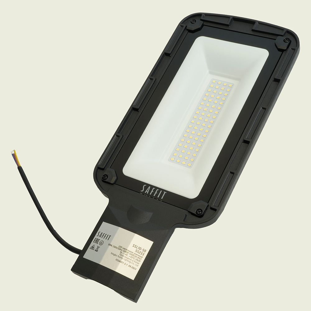 Уличный консольный светильник Saffit SSL10-50 55233