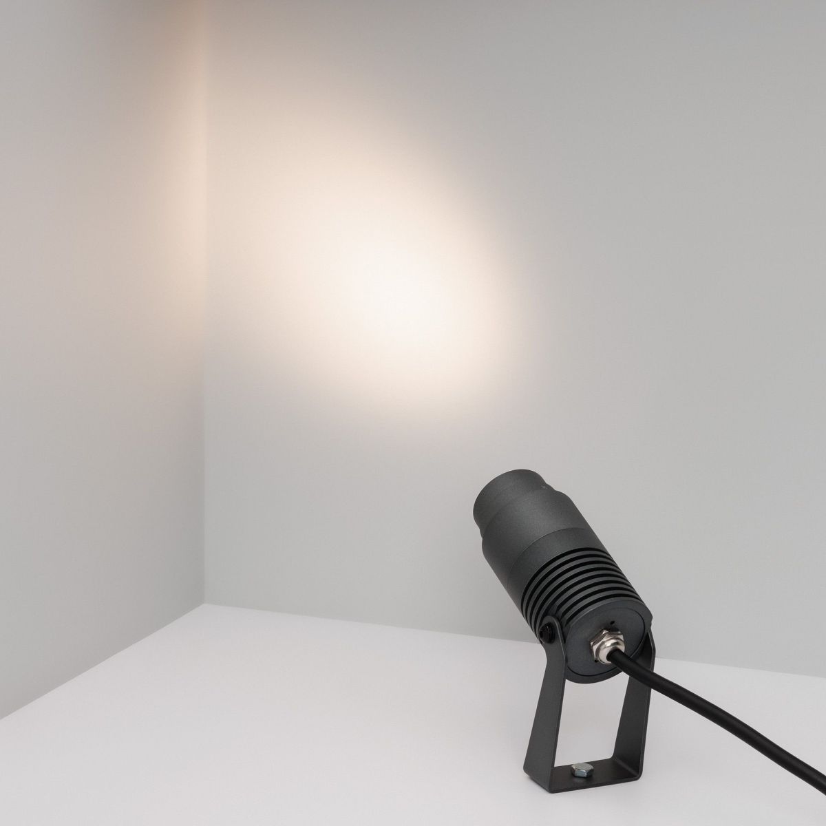 Прожектор Arlight ALT-RAY-ZOOM-R52-8W Day4000 (DG, 10-40 deg, 230V) 032560(1)