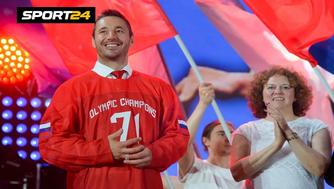 Собери хоккейную пятерку из легенд, выиграй «Плей-офф» и получи бонусы! Интереснейший квест от Winline