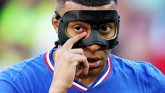 Сможет ли Мбаппе положить на лопатки бельгийцев? Угадай результат матча Франция — Бельгия и получи футболку сборной