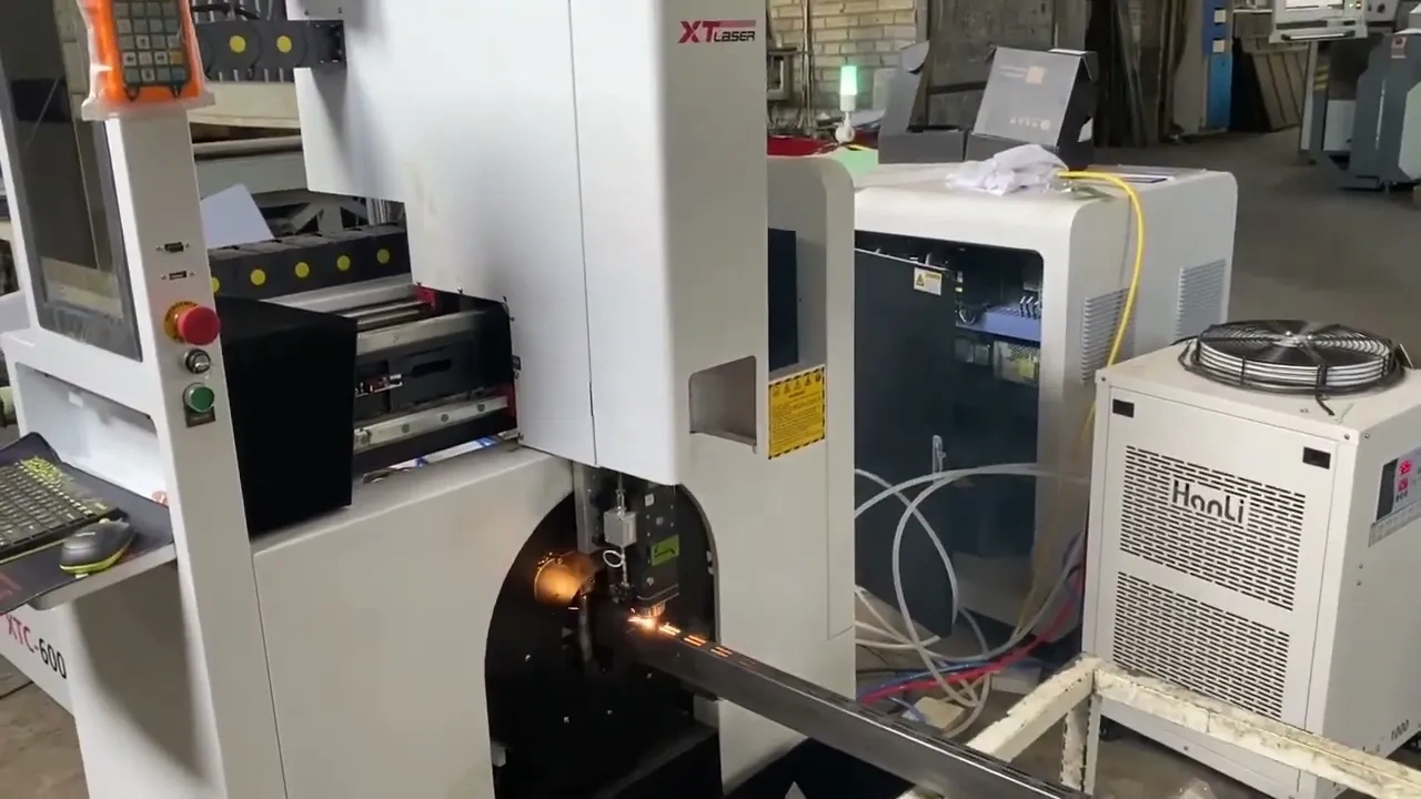 Лазерный станок для резки труб XTC-F60016T мощностью 2 кВт прибыл на завод
