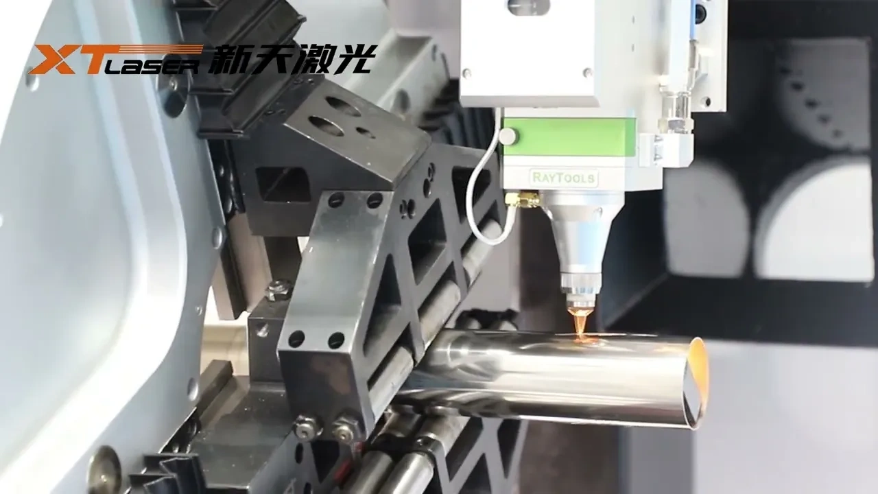 Резка стальной трубы на оптоволоконном лазере XTC-T230