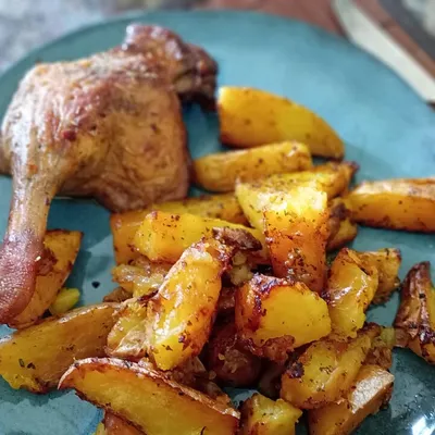 Голень фермерской курицы