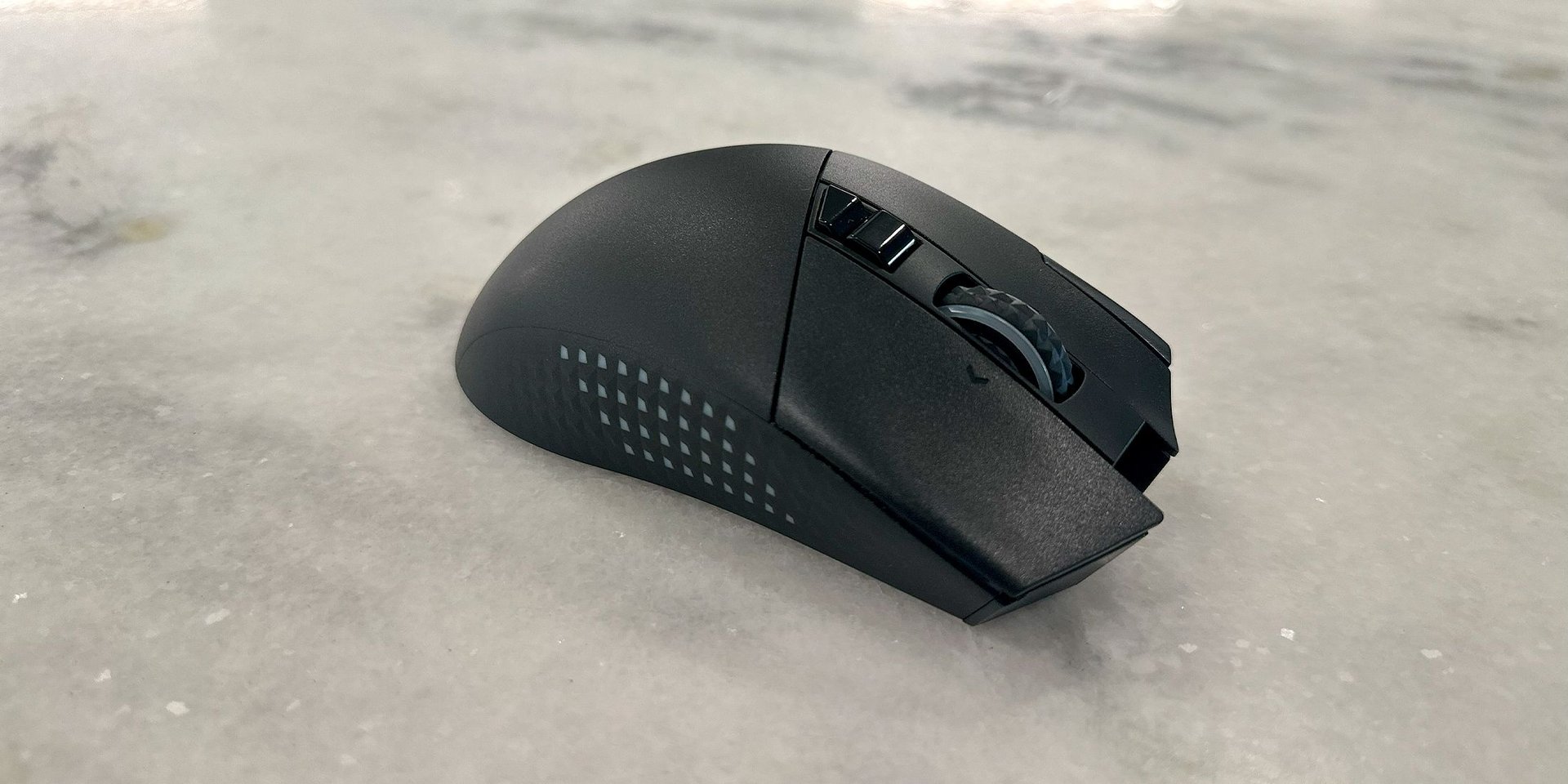 Изображение в галерее статьи: Обзор беспроводной игровой мыши MSI Versa Pro Wireless