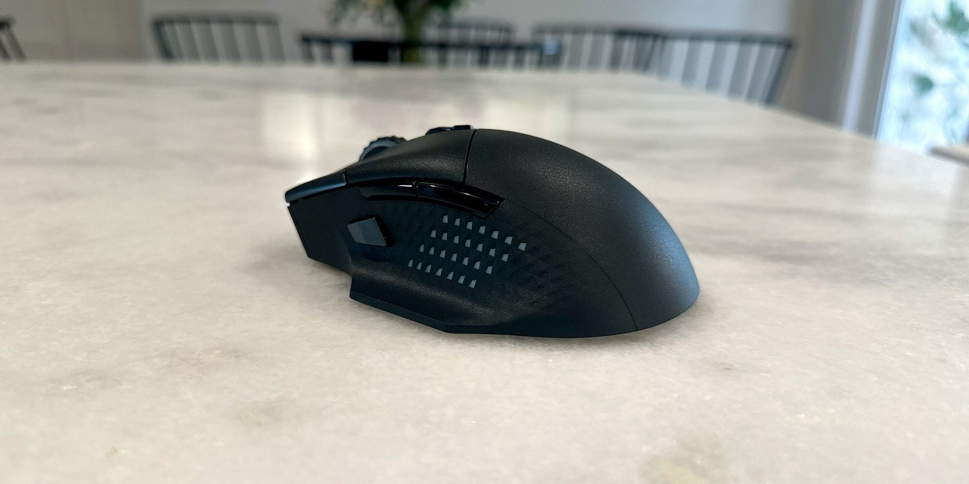 Изображение в галерее статьи: Обзор беспроводной игровой мыши MSI Versa Pro Wireless