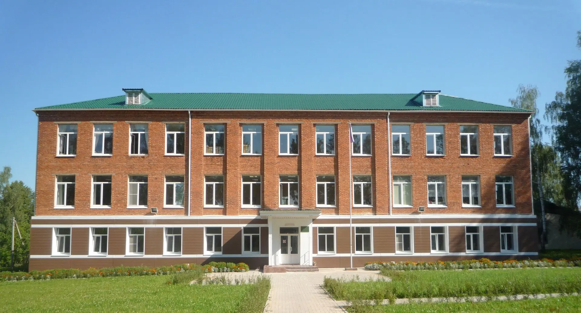 Днепровская средняя школа
