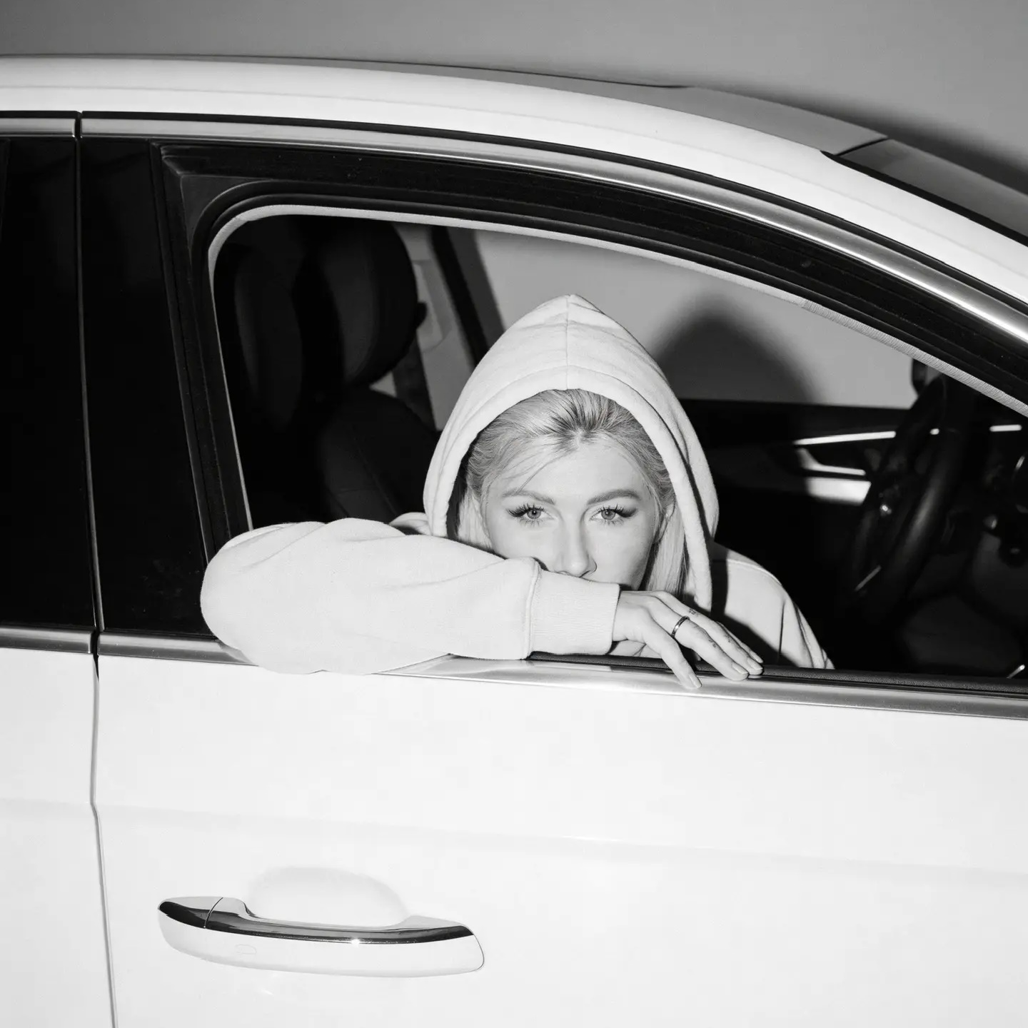 Мама в Farrari