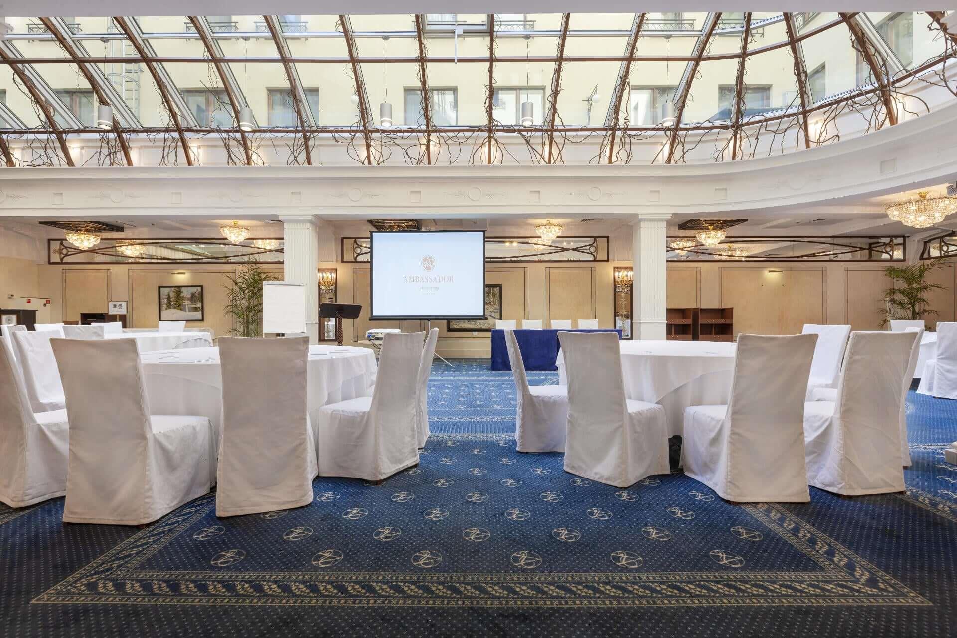 Ambassador. Фото 2