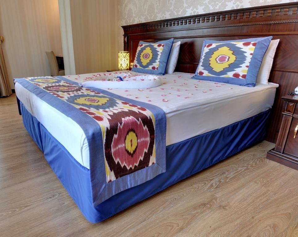 The Magnaura Palace. Фото 2