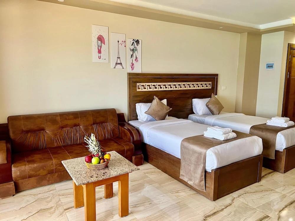 moon beach resort. Фото 2