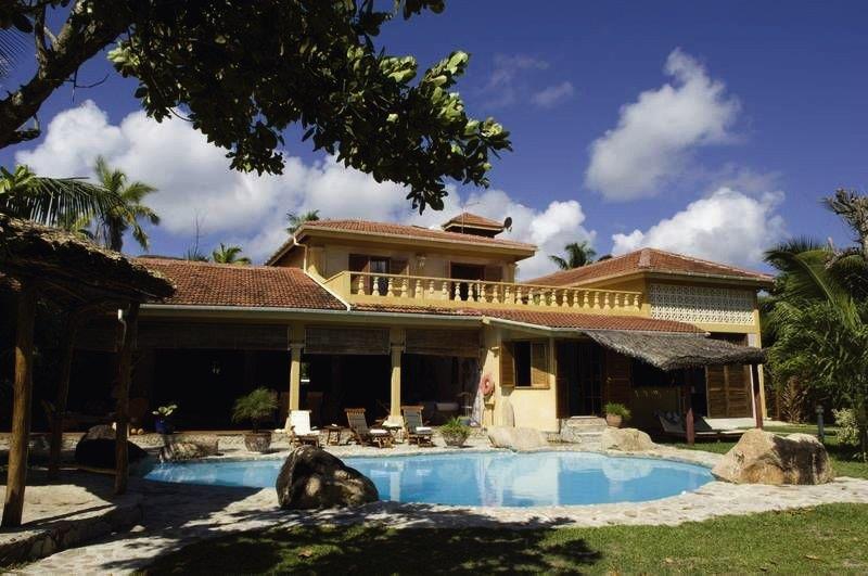 Castello Beach. Фото 1