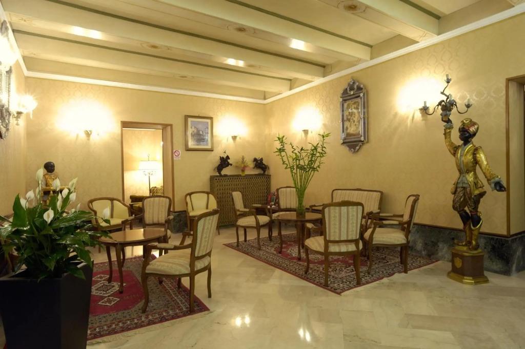 Hotel Basilea. Фото 2
