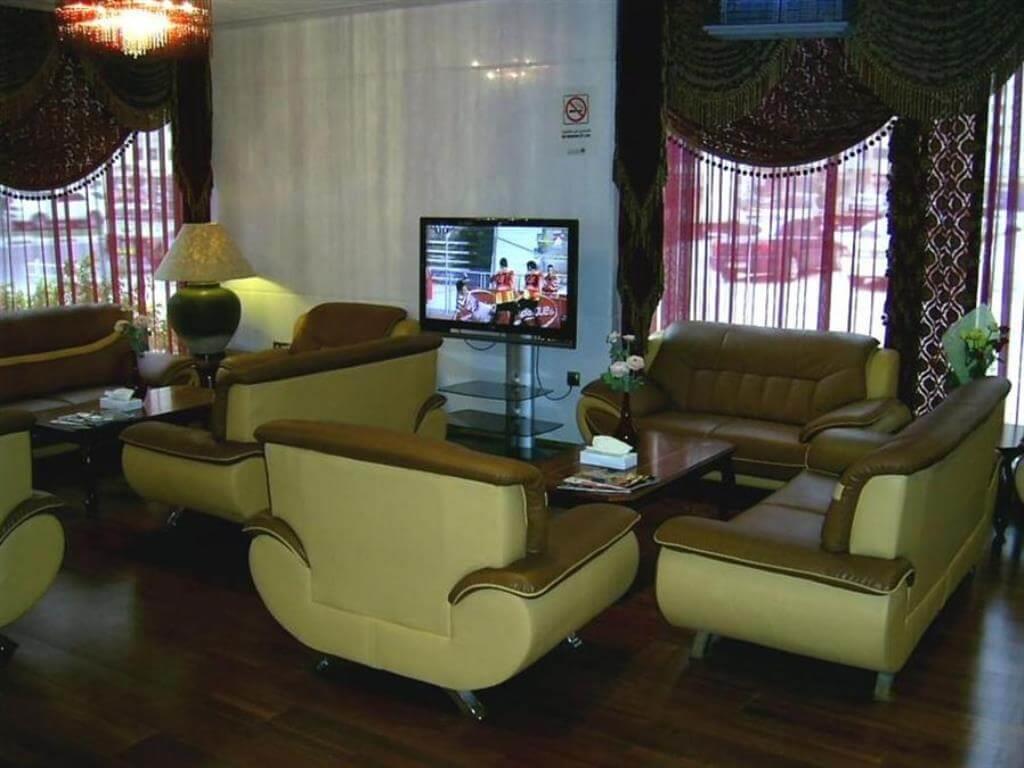 Golden Crown Hotel Apartment. Фото 4