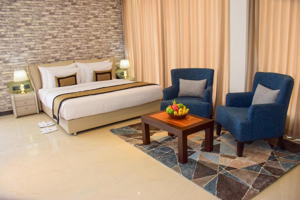 Ruvisha Beach Hotel. Фото 2