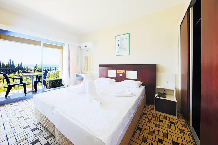 Medis Resort Hotel. Фото 3