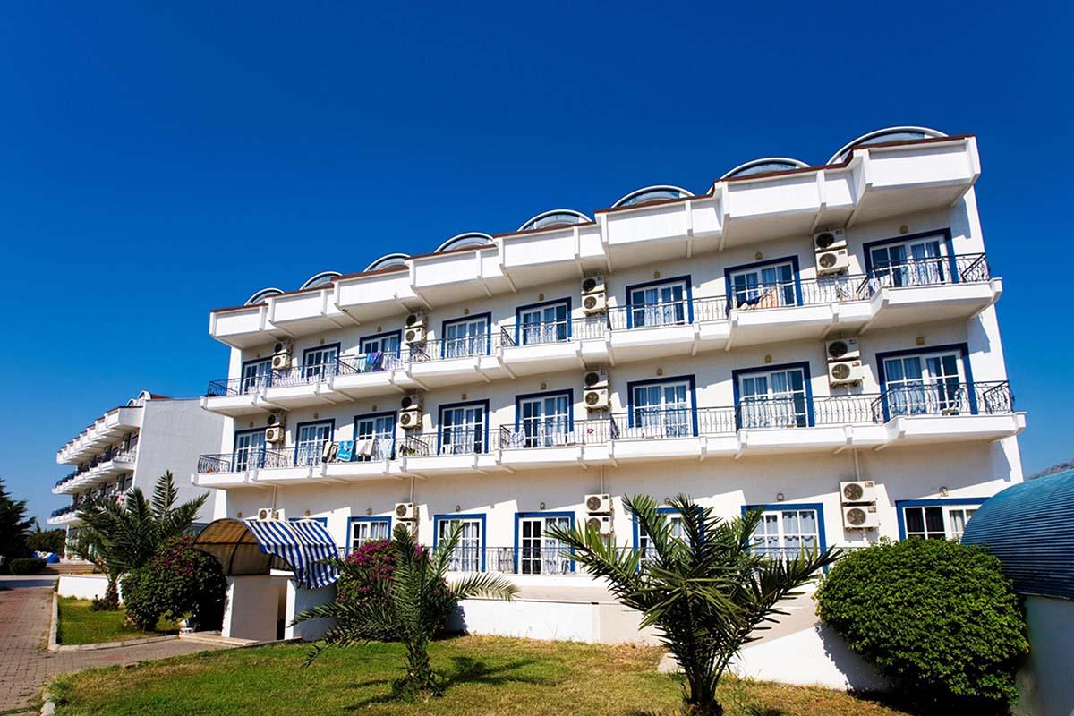 Ares Blue Hotel. Фото 1
