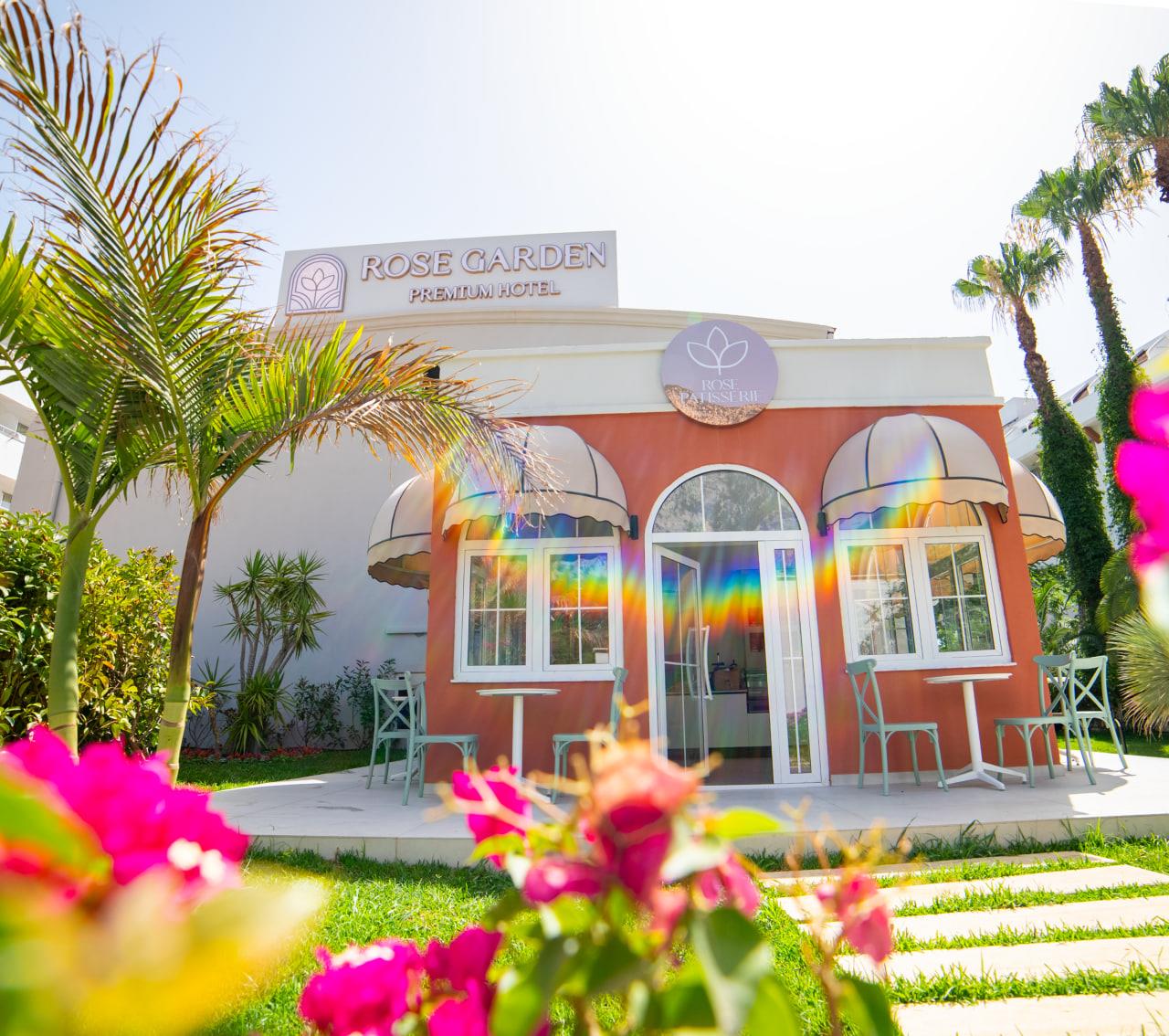 Rose Garden Premium Hotel. Фото 1