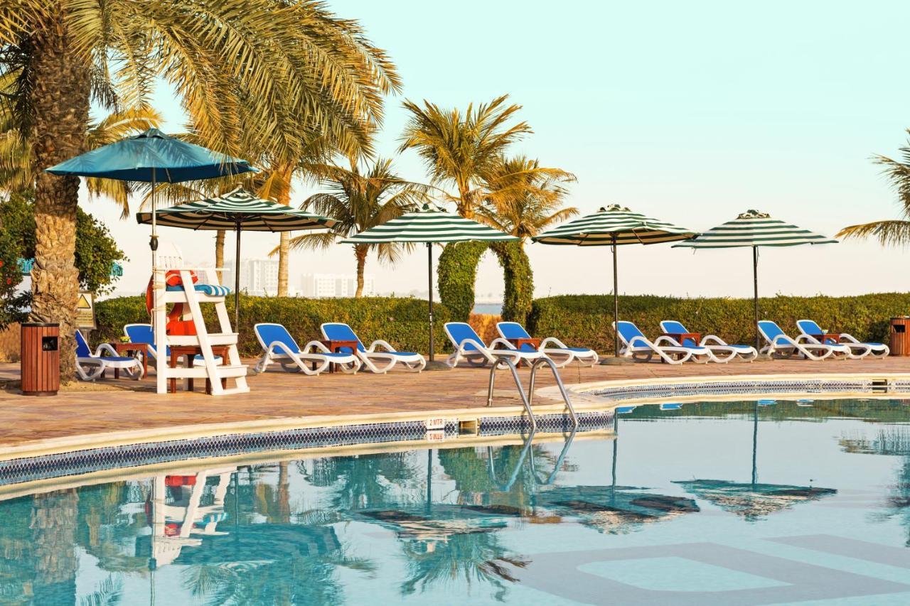 BM Beach Resort. Фото 2