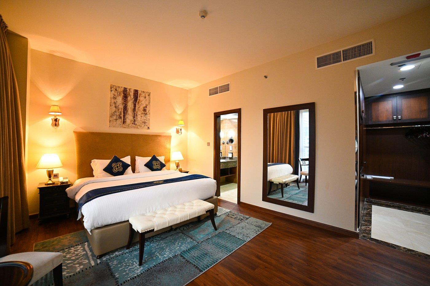 Seven Seas Hotel Dubai. Фото 2