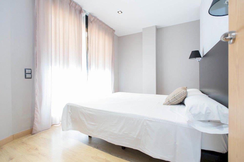 AinB Sagrada Familia Apartments. Фото 3
