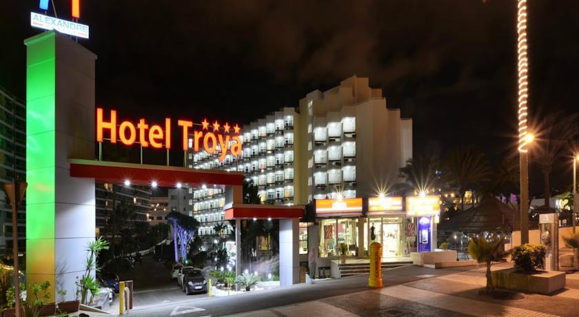 Alexandre Hotel Troya. Фото 1