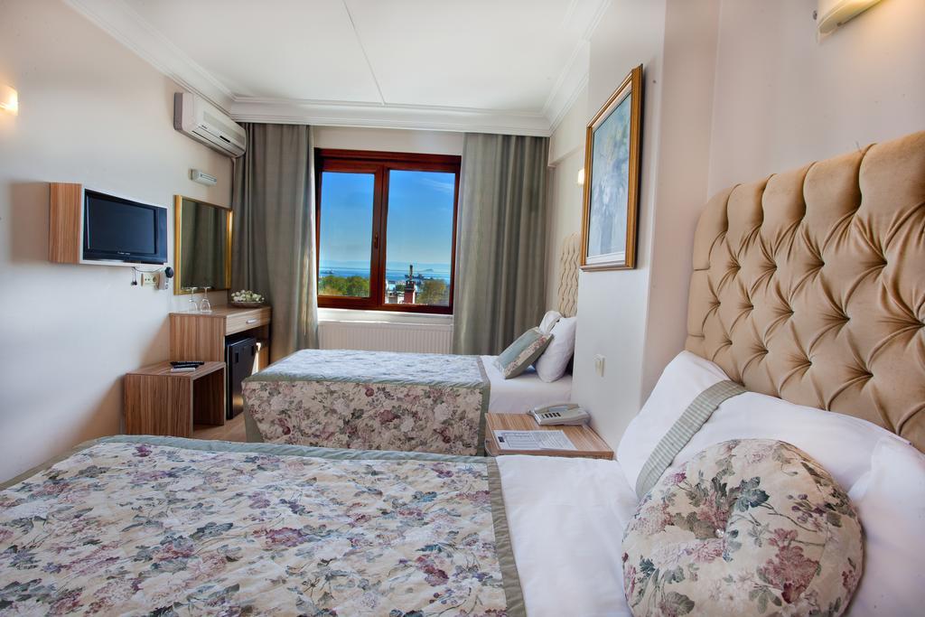 Grand Ant Hotel. Фото 4