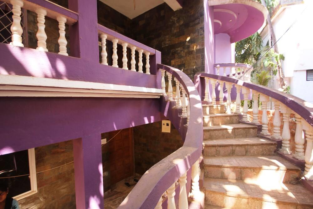 JBL Guest House. Фото 2