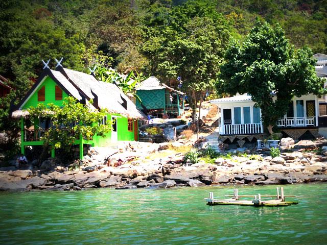 Phi Phi Cozy Sea Front Resort. Фото 1