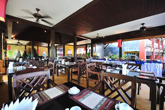 Princess Kamala Beachfront Hotel. Фото 2