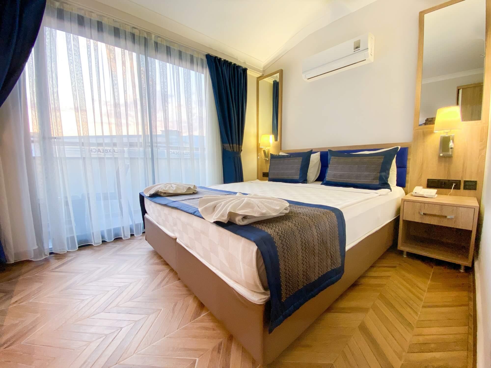Relax Beach Hotel. Фото 3