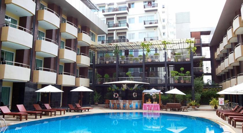 Baron Beach Hotel. Фото 1