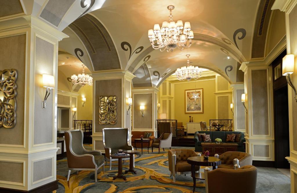 The Ritz-Carlton Abu Dhabi Grand Canal. Фото 2