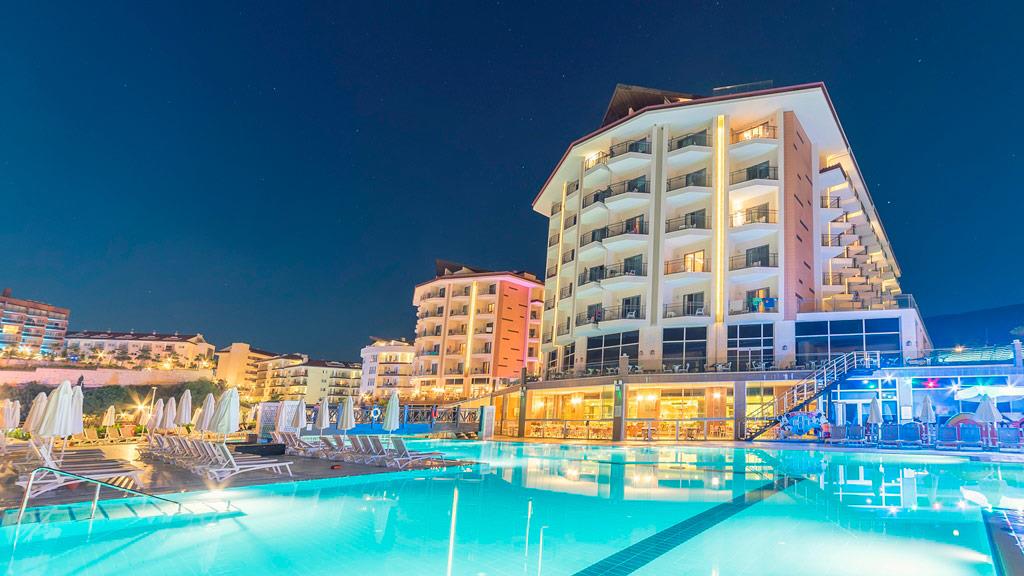 Ramada Resort Kusadasi & Golf. Фото 1