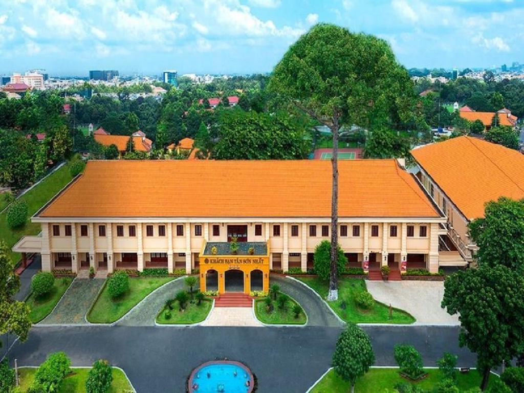 Tan Son Nhat Hotel. Фото 1