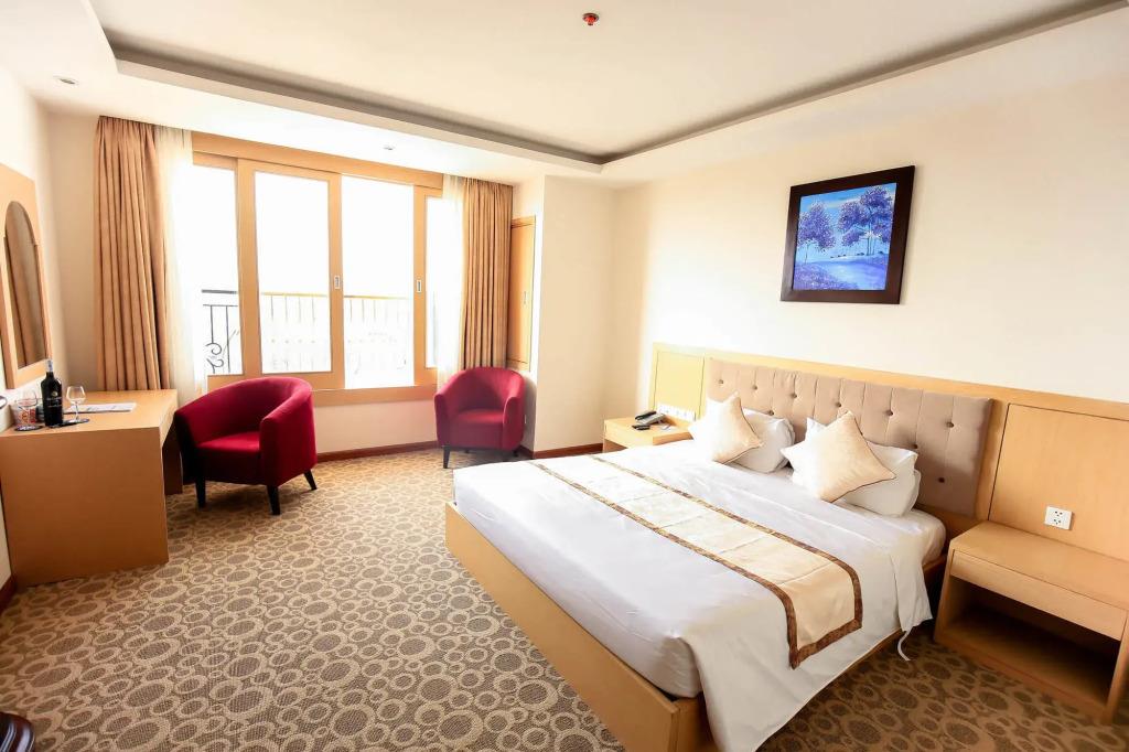 Bavico Plaza. Фото 3