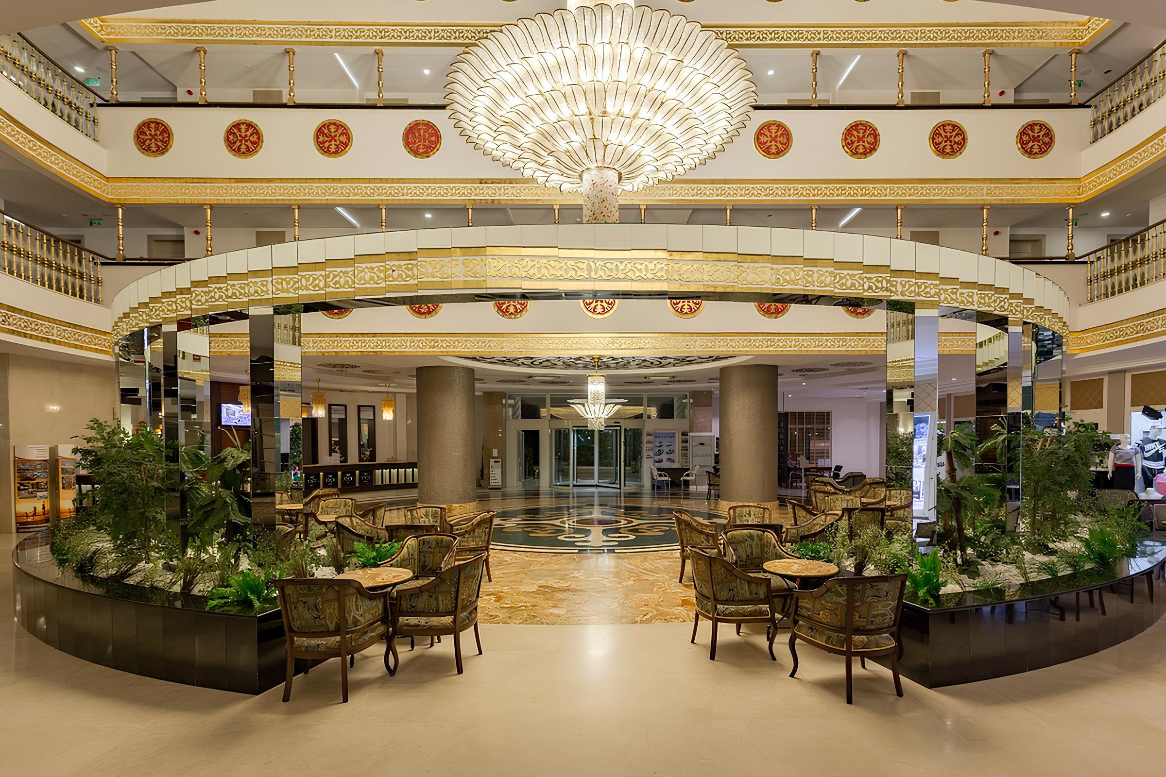 Side Crown Palace. Фото 3