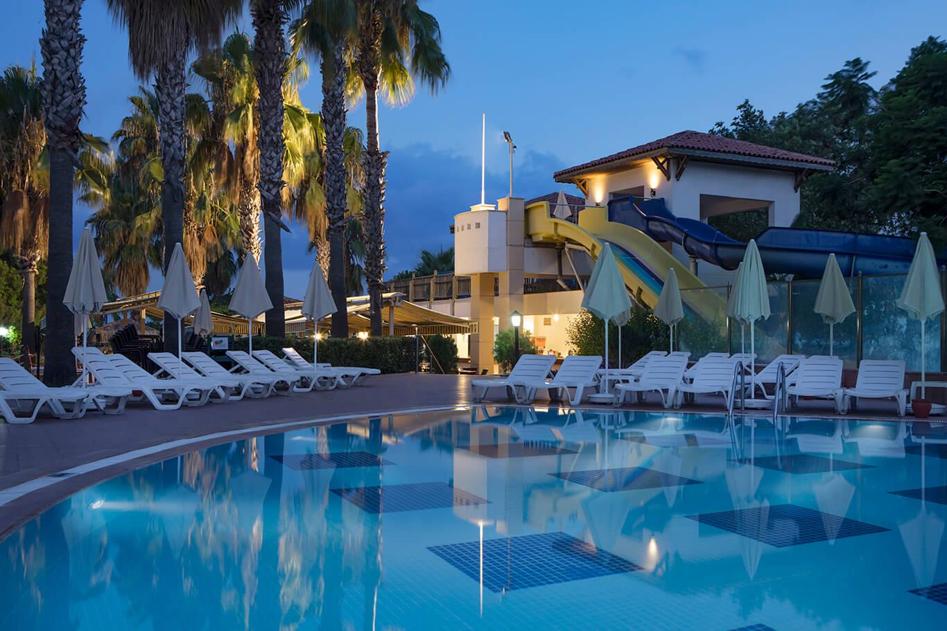 Trendy Hotel Palm Beach. Фото 2