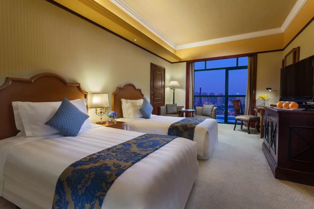 Hotel Indigo Shenzhen Overseas Chinese Town by IHG. Фото 4