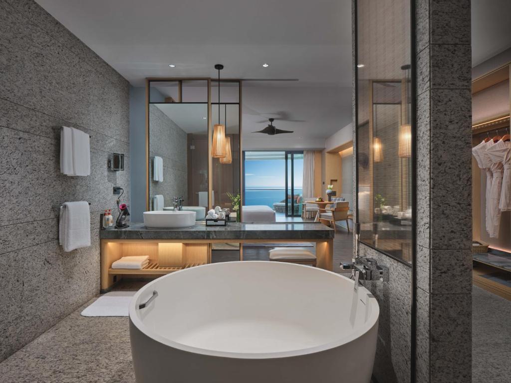 Crowne Plaza Sanya Haitang Bay Resort. Фото 4