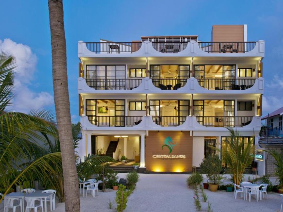 Kristal Sands Beach Resort. Фото 1