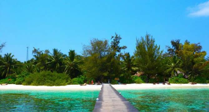 Bathala Island Resort and Spa. Фото 2