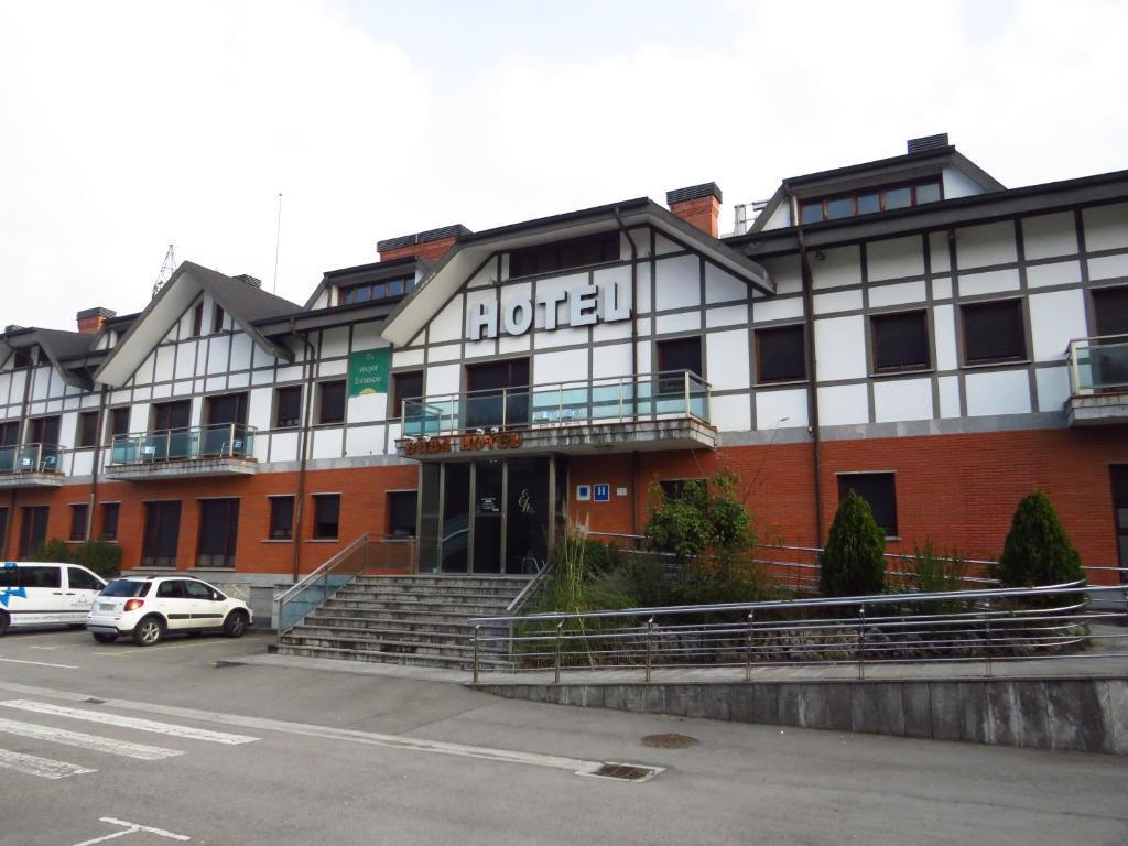 Euba Hotel. Фото 1