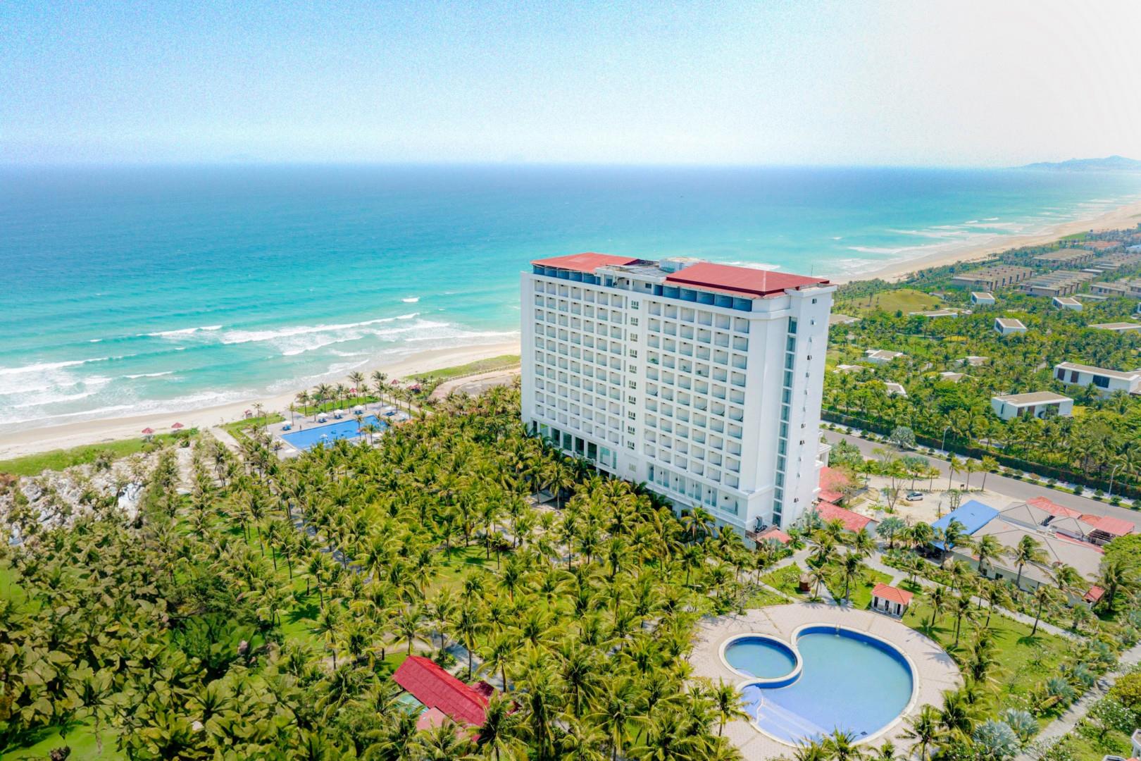 Ocean Waves Resort Cam Ranh. Фото 1