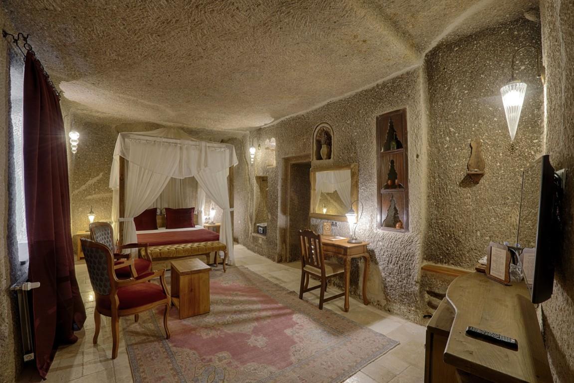 Hera Cave Suites. Фото 3