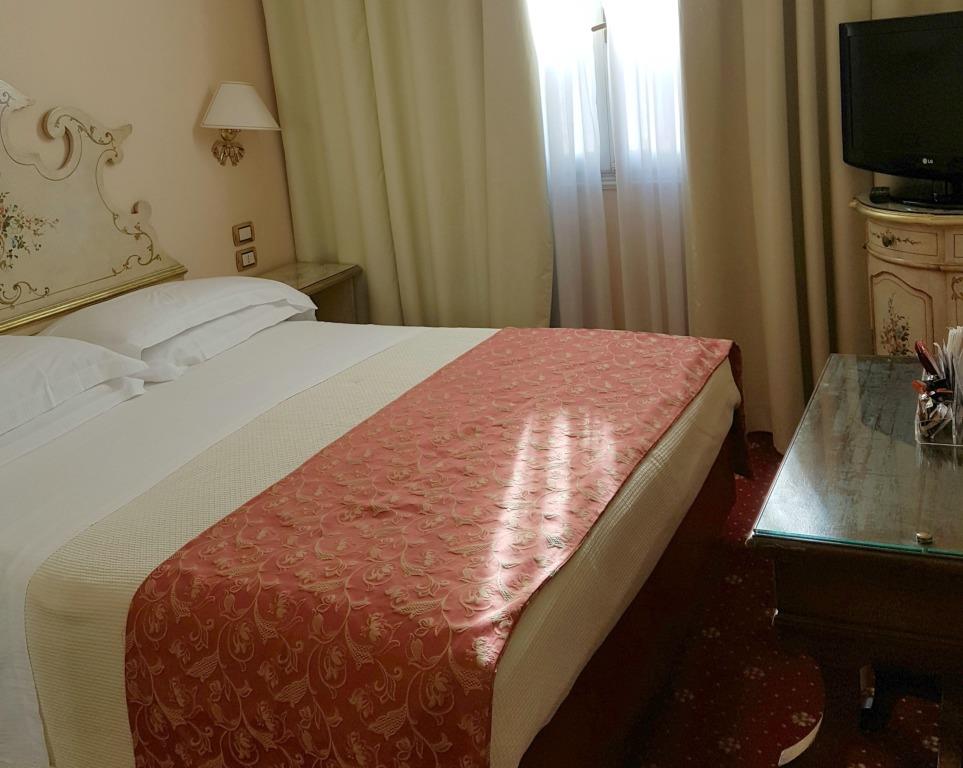 Biasutti Hotel. Фото 3
