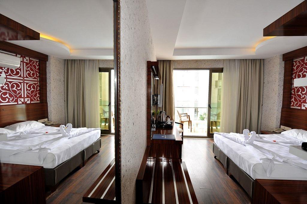 UK Blue Coast Hotel. Фото 4
