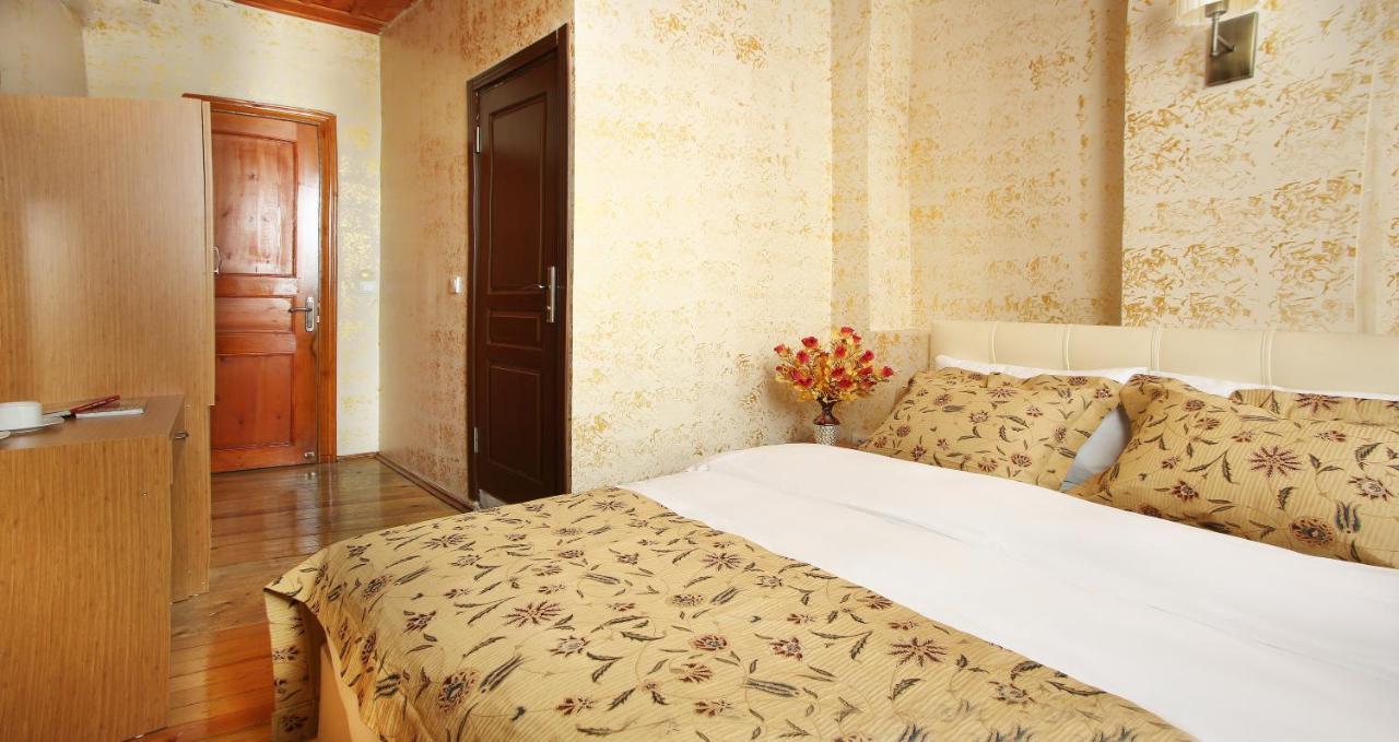 Theodian Hotel. Фото 2