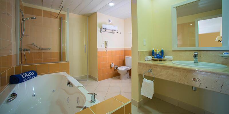 Blau Costa Verde Plus Beach Resort. Фото 2